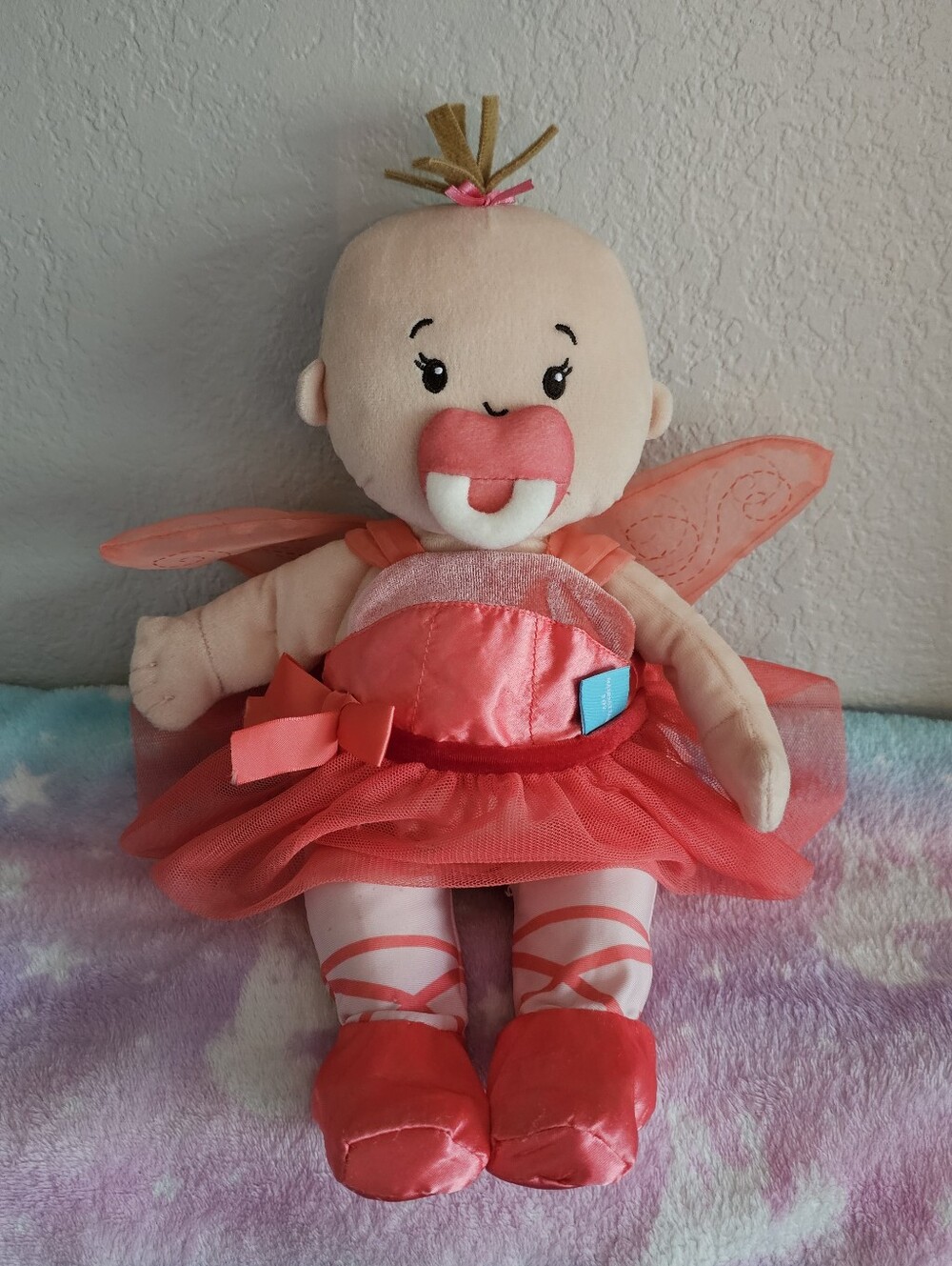 Manhattan Toy Company Baby Stella Twinkle Toes Doll With Magnetic Pacifier